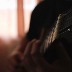 舞蹈生戴小玩具练芭蕾的注意事项
